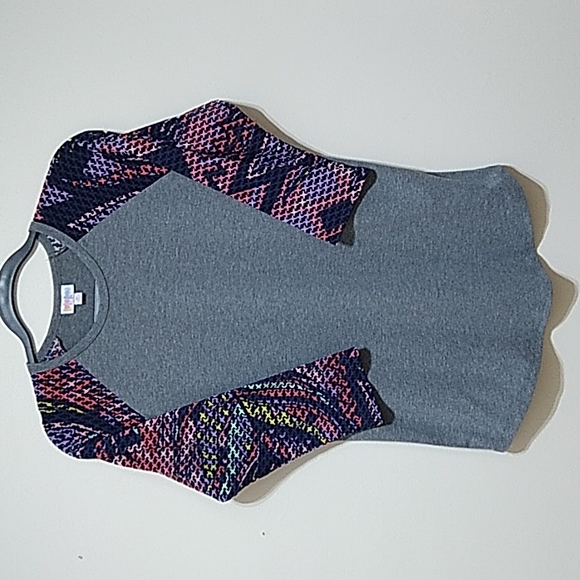 LuLaRoe Tops - LulaRoe Women's Baseball Tee